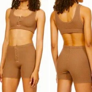 SKIMS Kim Kardashian Camel Waffle Shorts XL Excellent